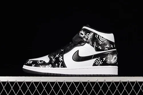 All categories Air Jordan Jordan series basketball shoes Air Jordan 1 Mid Air Jordan 1 Mid SE AJ1 Joe 1 graffiti black and white China basketball shoes 554724-075